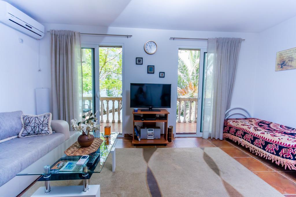 Apartments Beachfront Kotor Zewnętrze zdjęcie