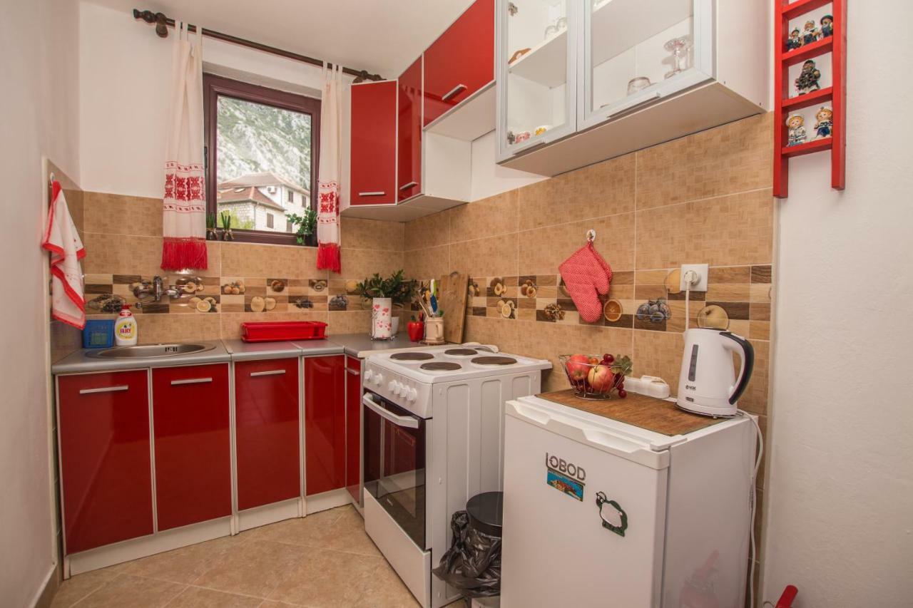 Apartments Beachfront Kotor Zewnętrze zdjęcie