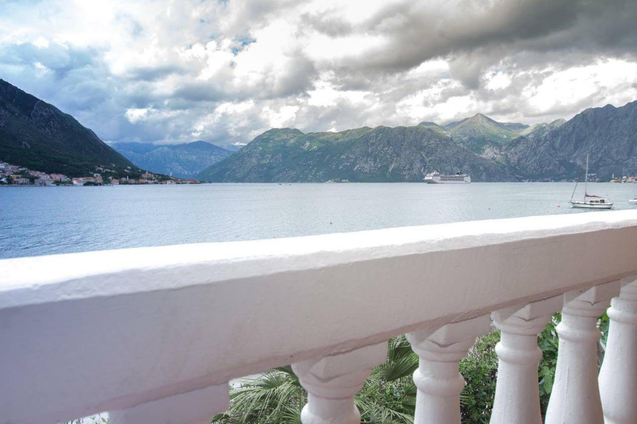 Apartments Beachfront Kotor Zewnętrze zdjęcie